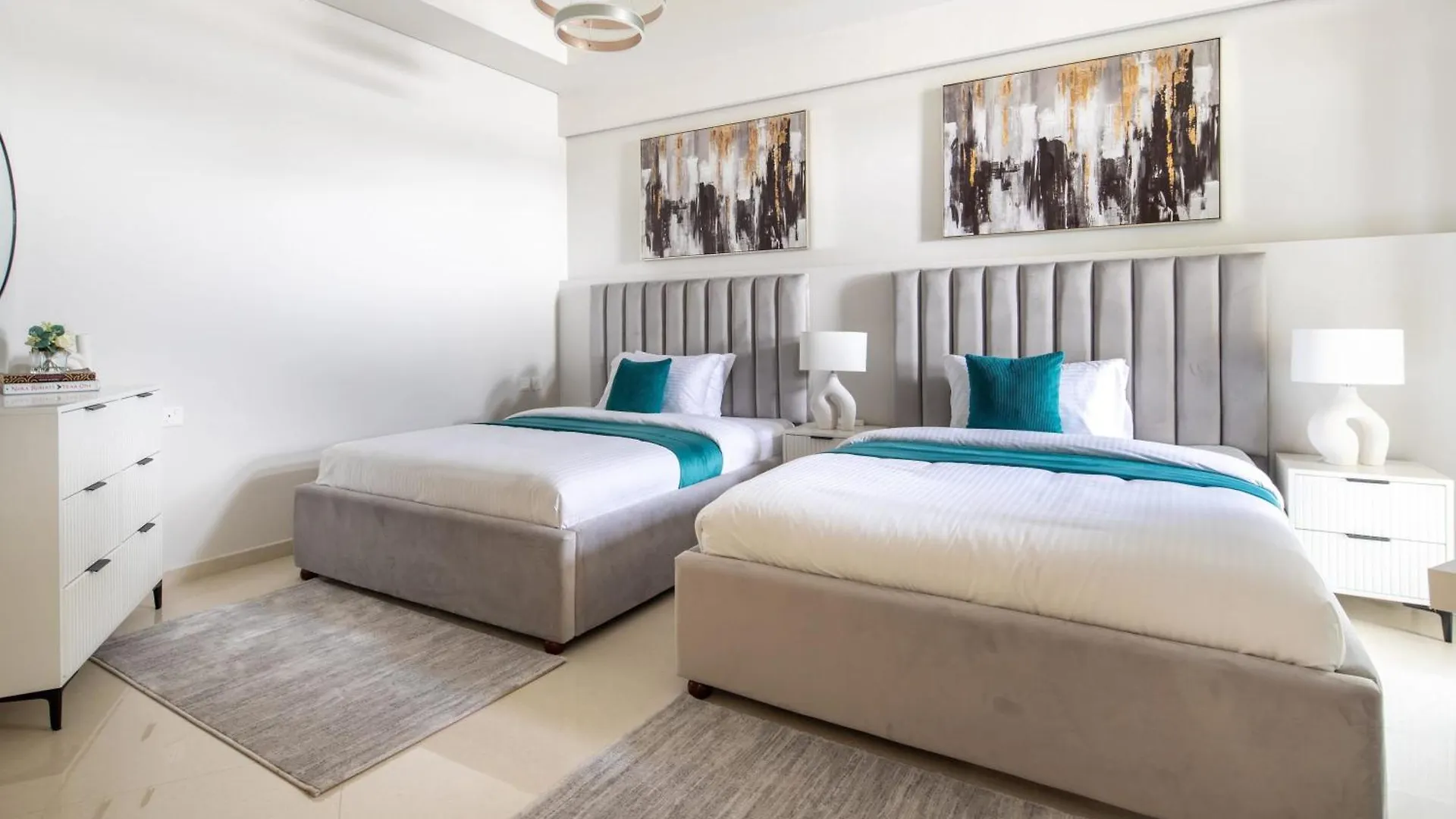 Frank Porter - Aykon City Tower Dubai Apartment